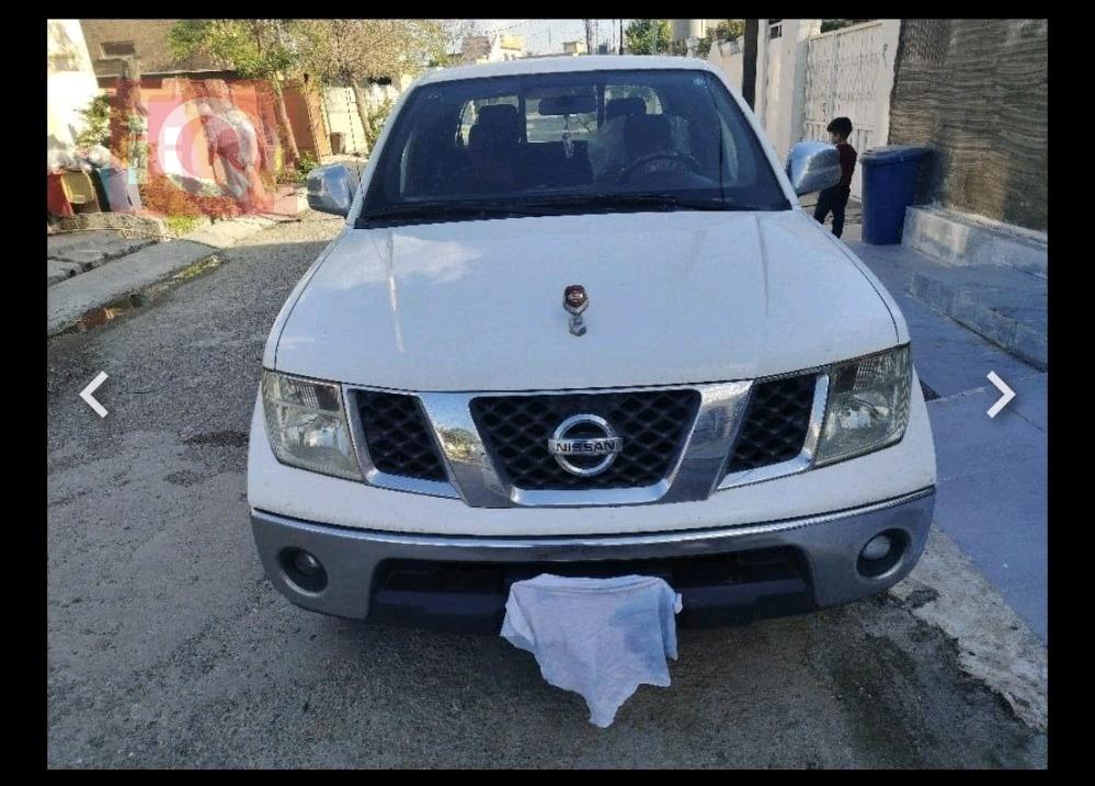 نيسان نافارا